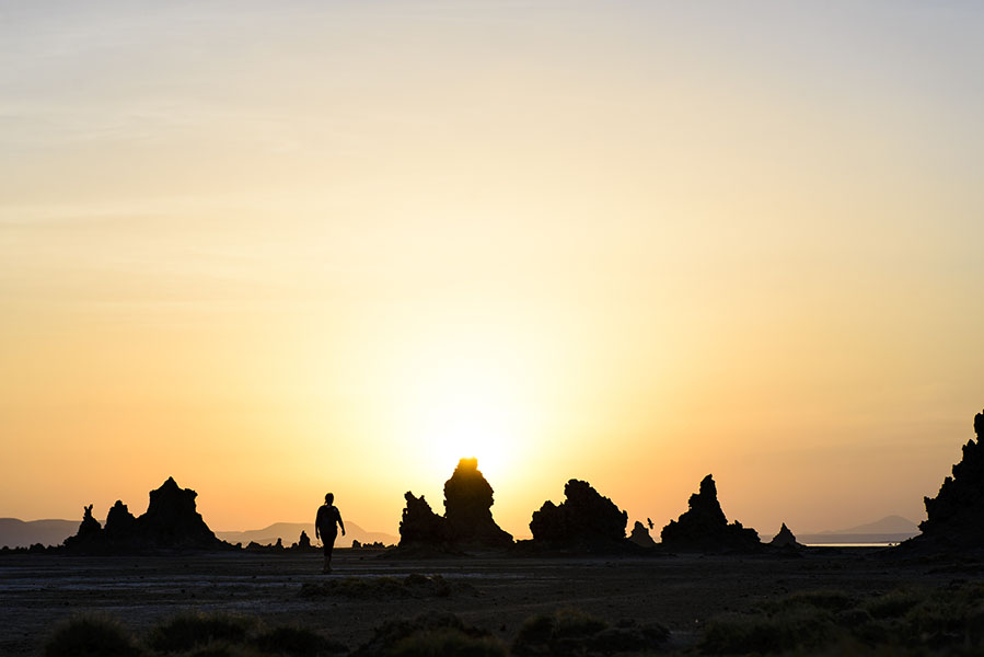 Lake Abbé, Lunar Landscapes